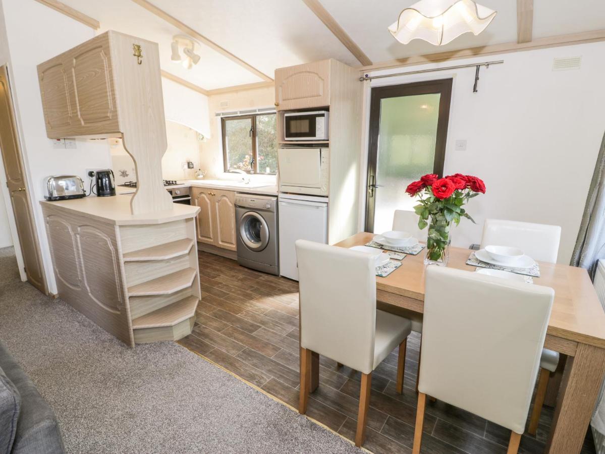 Springtime Lodge Llanddulas Екстер'єр фото